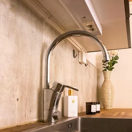 Charming 2br Wi-fi & Heater 公寓 *