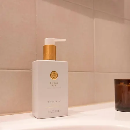 Apartamento Charming 2br Wi-fi & Heater