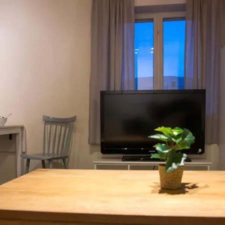 Charming 2br Wi-fi & Heater *