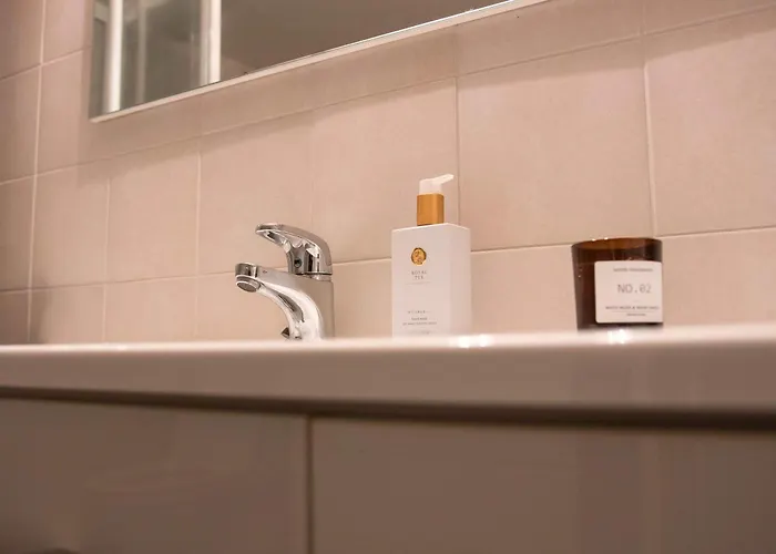 Apartamento Charming 2br Wi-fi & Heater