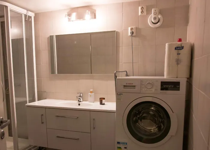 Charming 2br Wi-fi & Heater Apartamento