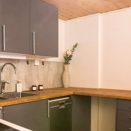 Leilighet Charming 2br Wi-fi & Heater Tromsø