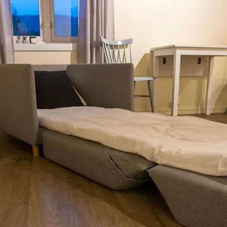 Charming 2br Wi-fi & Heater *