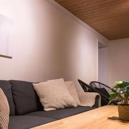 Charming 2br Wi-fi & Heater Leilighet Tromsø